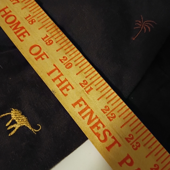 Stonebridge XL woman's black top with little animal Giraffes on the front side. - Picture 7 of 7